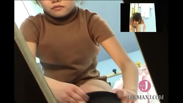 Boxed Girl Clothes Change Low Angle / Underneath Video Voyeur 02 –Part 4