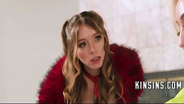 Family Helps Step Mom Reclaim Squirting Throne – Ryan Keely, Myra Moans, Rico Hernandez
